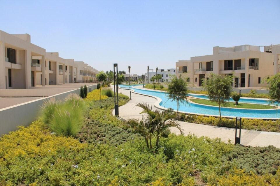 Cairo Capital Developments delivers 1st phase of Lake West